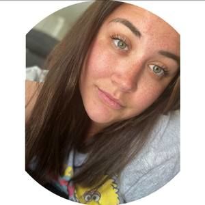 Meet your Posher, Caitlin